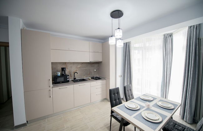 Mamaia Alezzi - Foto 36