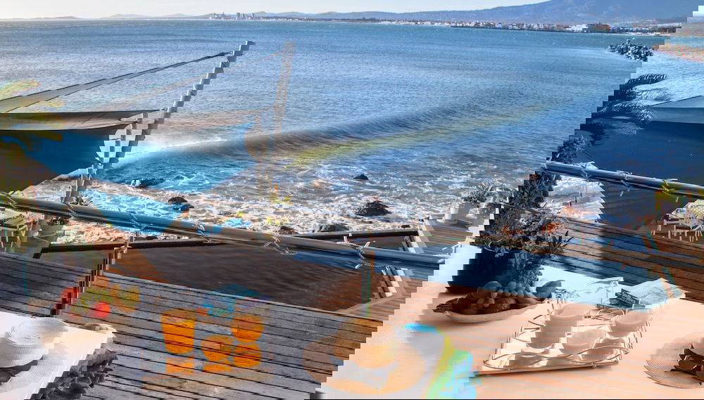 Primary image