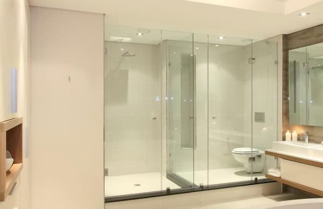 The Residences at Crystal Towers - Photo 40