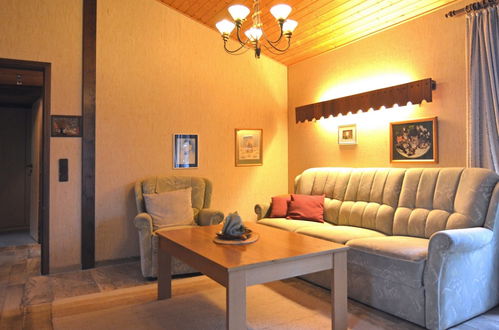 Foto 14 - Furnished Bungalow With Peaceful Neighbourhood