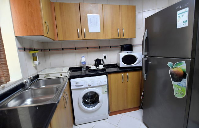 Emirates Stars Hotel Apartments Sharjah - Photo 32