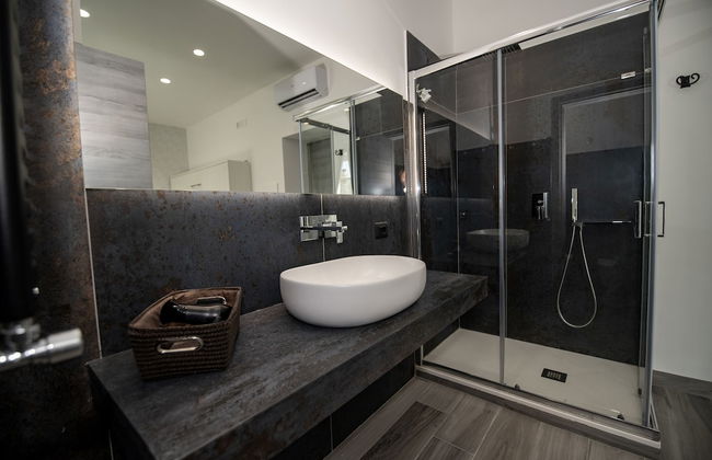 LA DOLCE VITA ROOMS - Photo 24