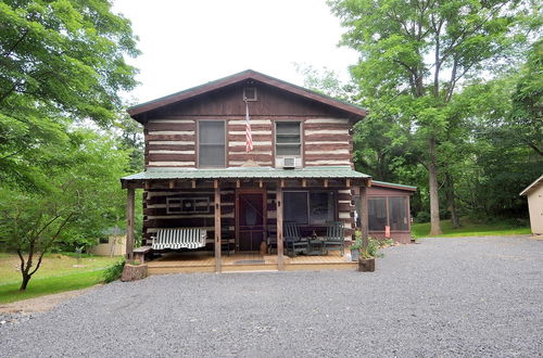 Photo 40 - Pondview Cabin - Log Cabin Retreat