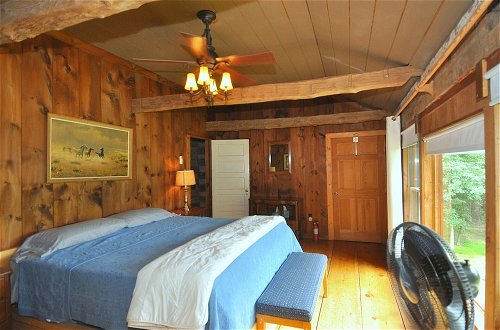Foto 2 - Pondview Cabin - Log Cabin Retreat
