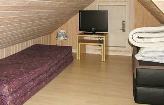 Foto 1 - 12 Person Holiday Home in Vaeggerlose