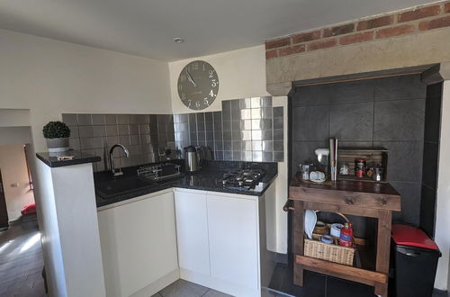 Photo 10 - Charming 1-bed Cottage on the Outskirts of Haworth