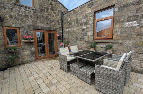 Photo 23 - Cozy Cottage Close to Haworth Sleeps 2 With Garden