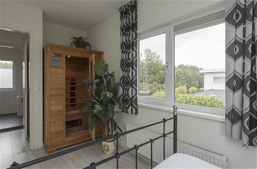 Photo 23 - Peaceful Holiday Home in Zeewolde With Sauna