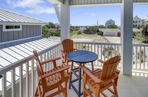 Photo 61 - 5 Bed, 5 Bath Beach Home/only a 3 Minute Walk To The Beach! Sleeps 12