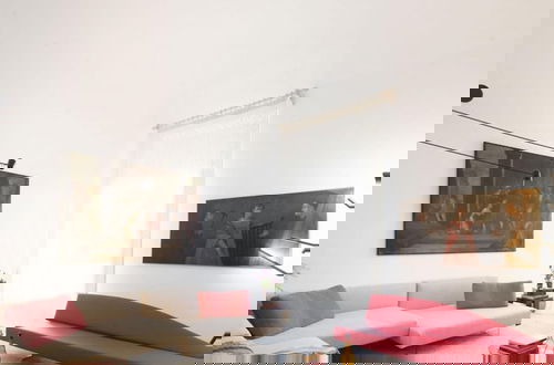Photo 19 - Luxury Gattopardo Apartment by Lago Design