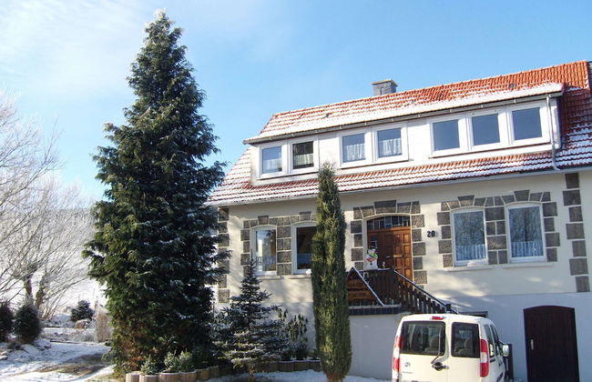 Stilvolle Wohnung in Stormbruch mit Garten - Foto 1