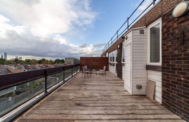 High-End 2 Bed Flat near Westfield London - Foto 28