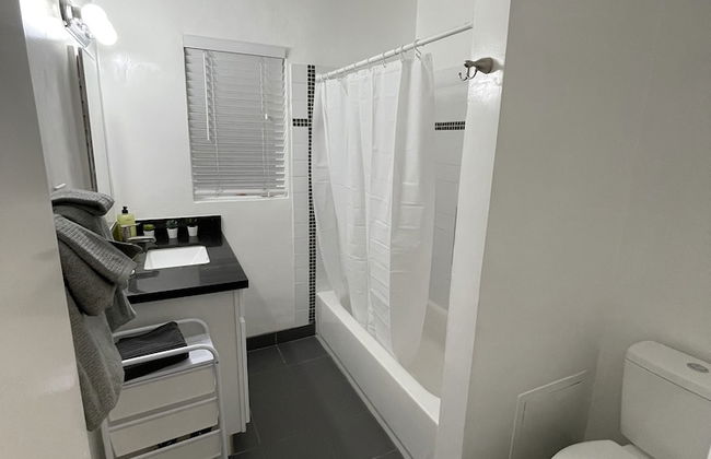 Hollywood Business Suites - Foto 24