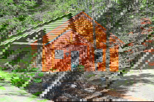 Photo 19 - Robert Frost Mountain Cabins