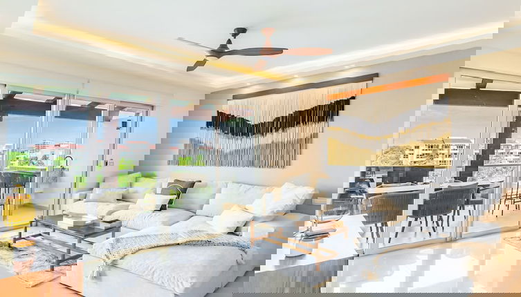 Foto 1 - Casa Cielo Ocean View Penthouse 2 Bedroom Condo by RedAwning