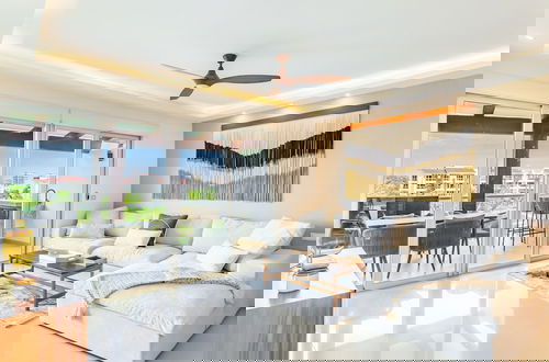 Foto 1 - Casa Cielo Ocean View Penthouse 2 Bedroom Condo by RedAwning
