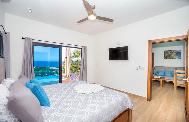 West Bay Breeze 3 Bedroom Home by RedAwning - Photo 4