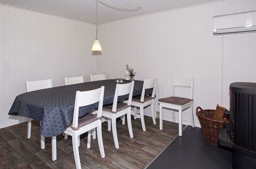 Photo 9 - 6 Person Holiday Home in Hemmet