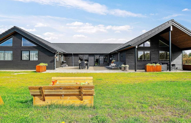 20 Person Holiday Home in Norre Nebel - Foto 35