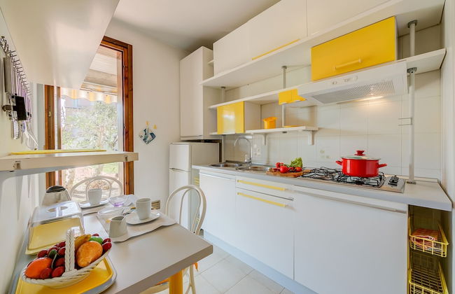 Cinzia Apartment Front Beach - Photo 5