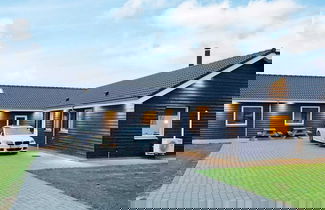 Foto 1 - 14 Person Holiday Home in Ringkobing