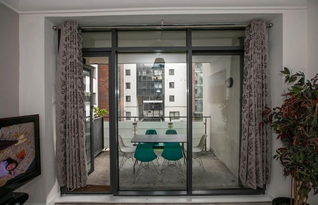 IFSC Townhouse Apartments - Photo 58