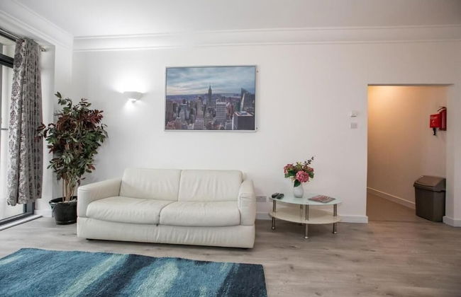 IFSC Townhouse Apartments - Photo 46