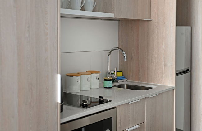 ONE26 ON M - Fluent Serviced Apartments - Photo 17
