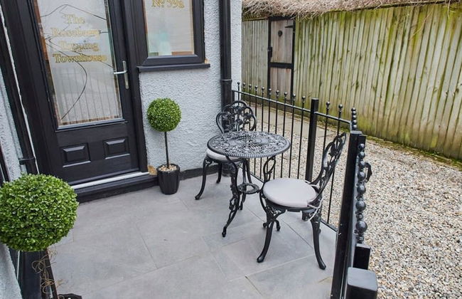 Host Stay Roseberry Topping Townhouse - Photo 17