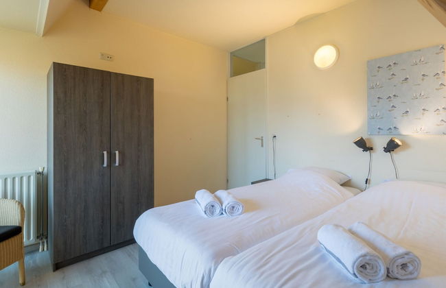 Stylish Semi-detached Villa With Garden, Near the Beach - Foto 2