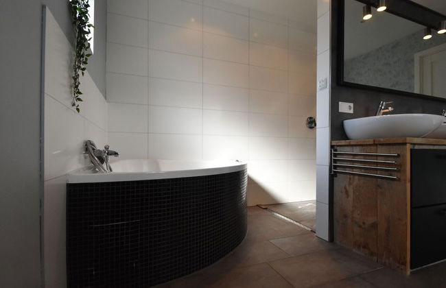 Spacious Holiday Home in Limmen With Bubble Bath - Foto 23
