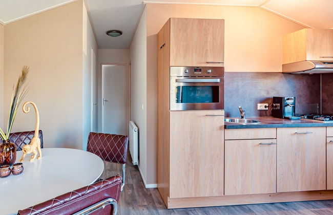 Cozy Holiday Home With Terrace - Foto 5