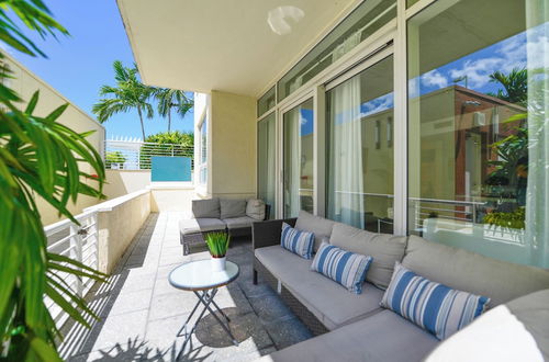 Photo 16 - Awesome Family Apt W Pool Midblock Miami