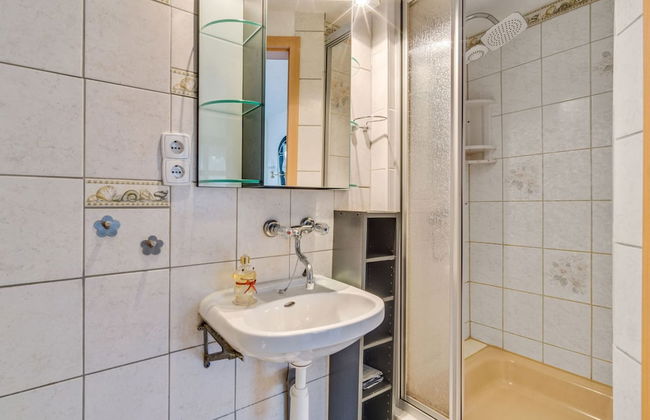 Cozy Apartment in Lichtenhain With Garden - Foto 17