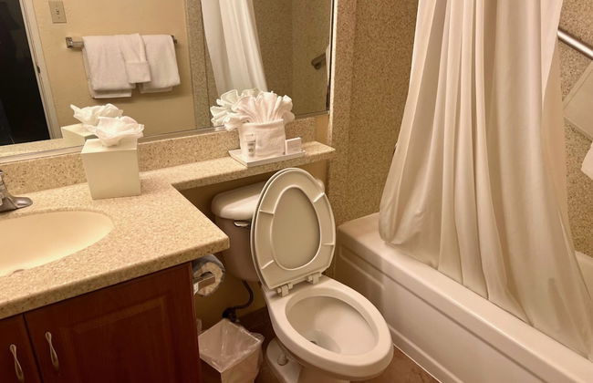 Jockey Resort Suites Center Strip - Photo 38