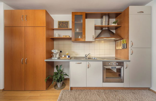 Terra Magica Deluxe Apartment OR Room with Private Parking, Terrace and Sea View - Foto 15