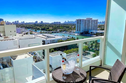 Photo 14 - FontaineBleau Resort Ocean plus City View