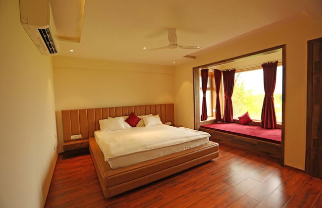 Royal Oakwood Villa by Shiloh Stay - Foto 5