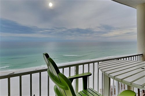Foto 21 - Beachfront Condo w/ Gulf Views From Large Balcony + Resort Amenities