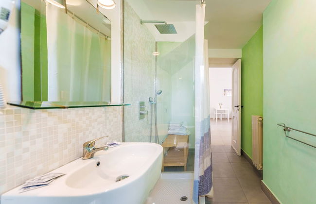 Gioia 13 Apartments & Rooms - Photo 32