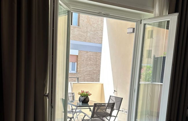 NLM Boutique Suites - Photo 47