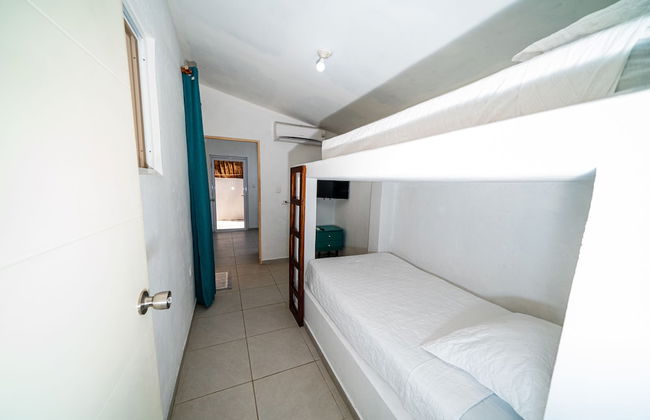 La Hola Villas - Photo 11