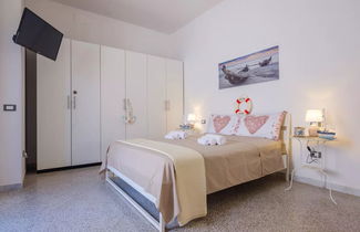 Photo 3 - Emerald Residence Sleeps 12 With Sea View