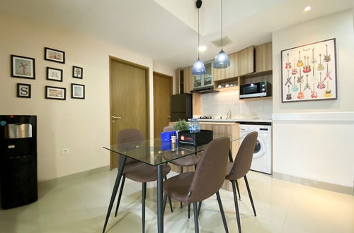 Foto 15 - Cozy And Minimalist 2Br At 8Th Floor The Oasis Cikarang Apartment