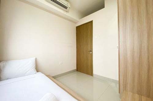 Photo 7 - Cozy And Minimalist 2Br At 8Th Floor The Oasis Cikarang Apartment