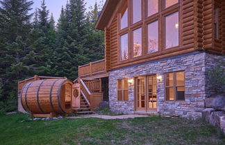 Foto 1 - Duc 83 - Luxury log Cottage With hot tub and Exterior Barrel Sauna