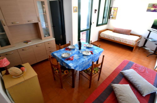 Foto 12 - Comfortable Three-room Villa Located in Torre Dell'orso on the Ground Floor