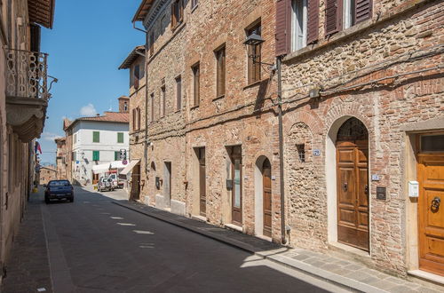 Photo 20 - Apartment in the Heart of Radicondoli With Views Over the Hills and Wi-fi