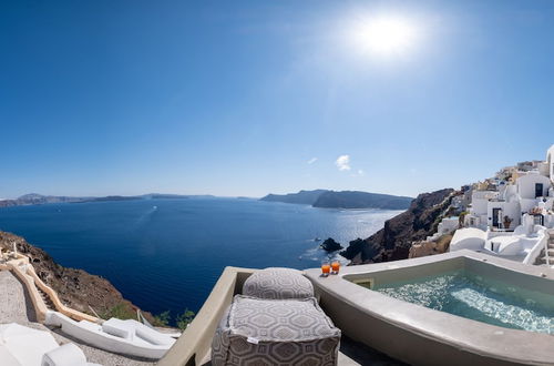 Photo 61 - SantorOia Luxury Suites