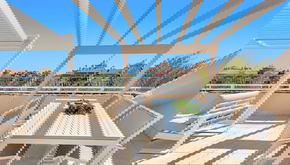 Primary image